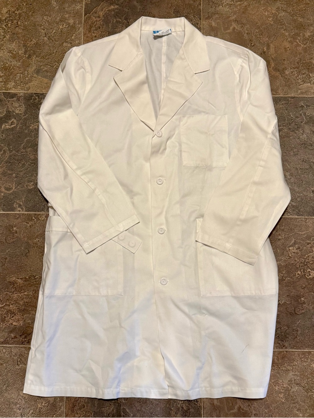 VINTAGE CREST LAB COAT